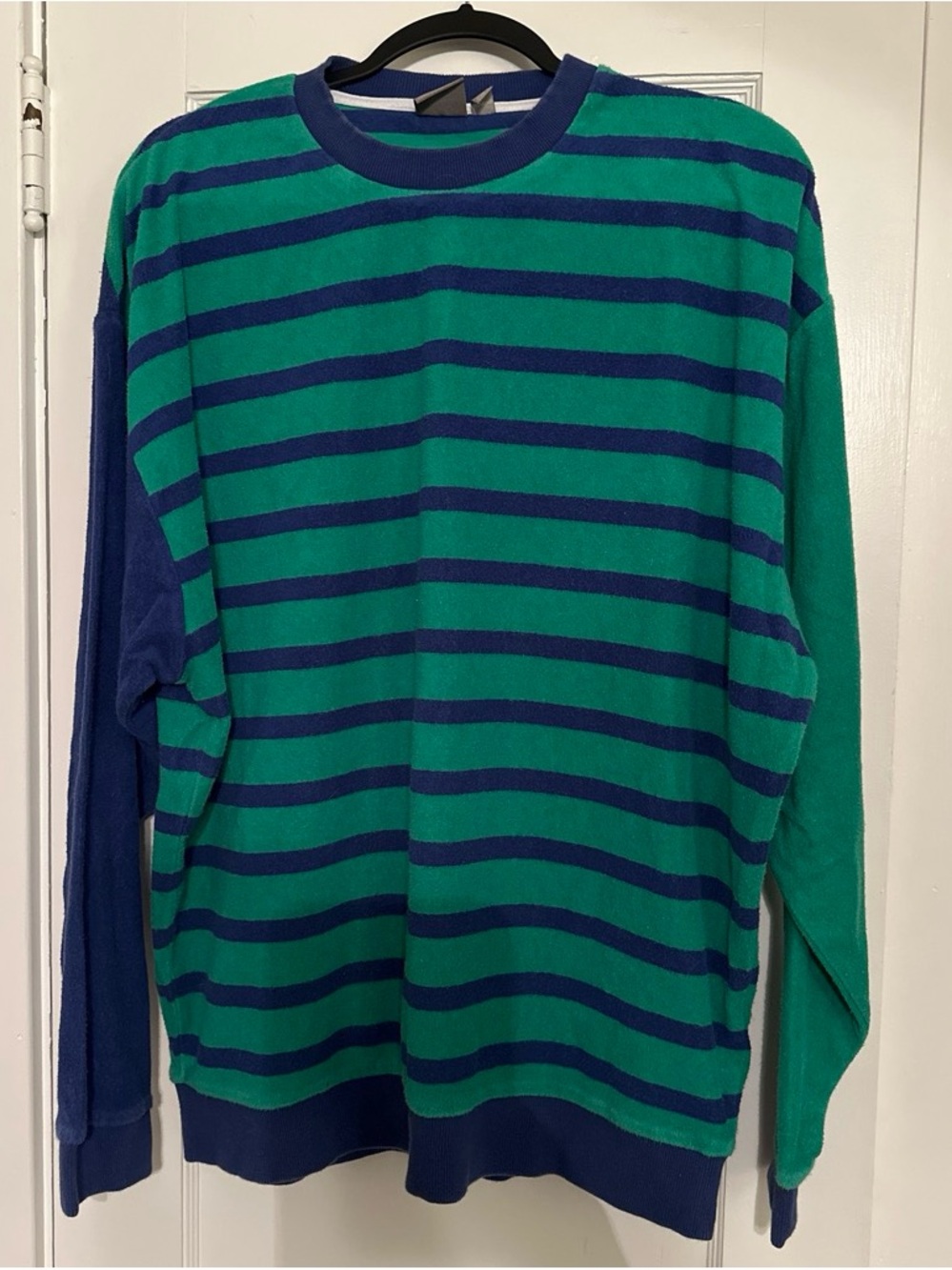 ASOS Green and Blue Striped Long Sleeve Crewneck